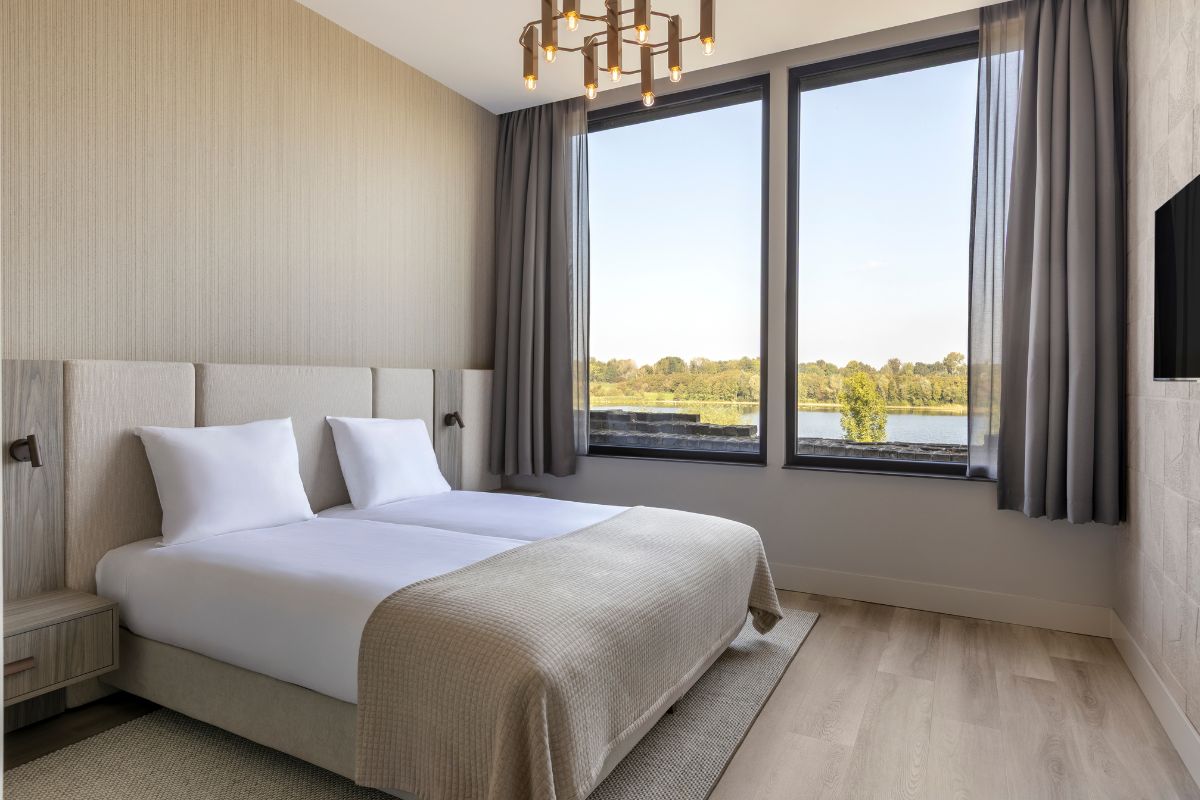 De Bronsbergen Wellness & Hotel | Genieten van rust, ruimte en uitgebreide wellness incl. 2-gangendiner - afbeelding 8