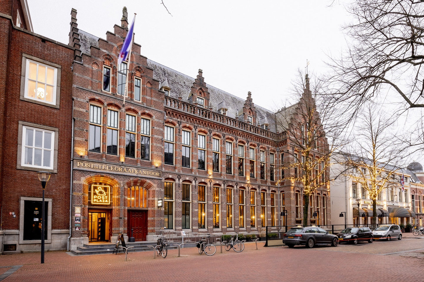 Post-Plaza hotel & Grand Café | Bijzonder overnachten in een voormalig postkantoor - afbeelding 4