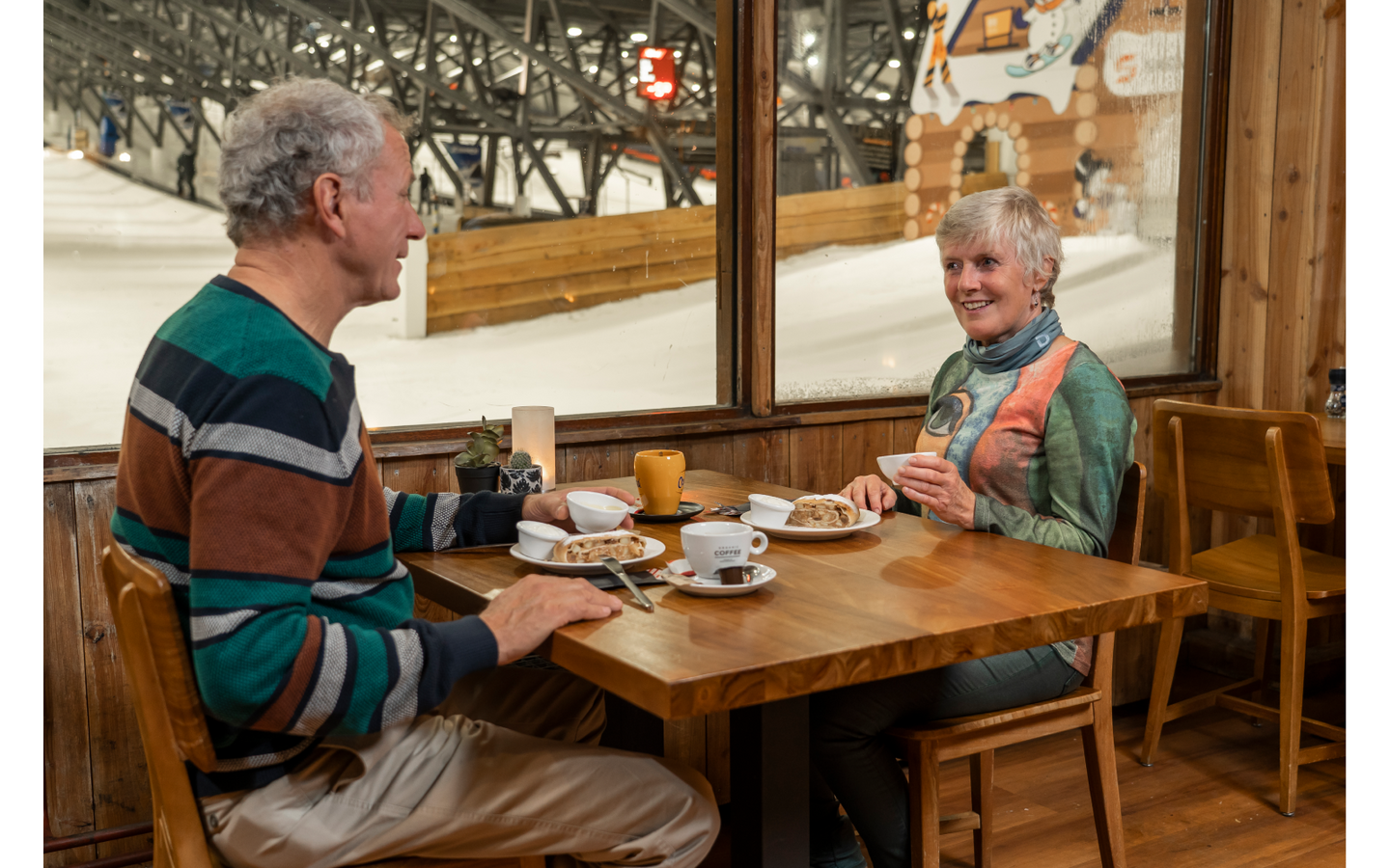 snowworld-1-uur-skipas-koffiethee-en-apfelstrudel - afbeelding 3